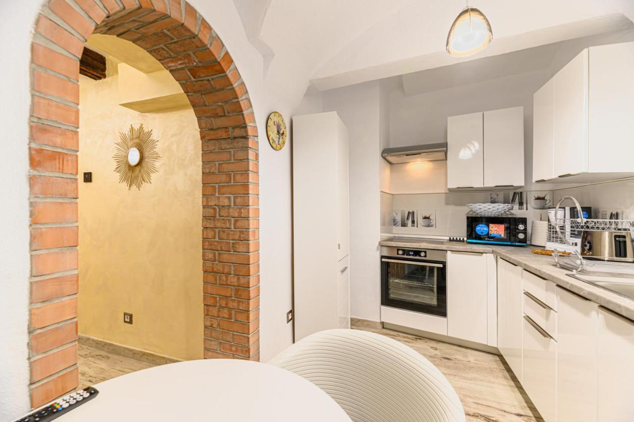 Dimora Np - Brasov Apartment Exterior photo